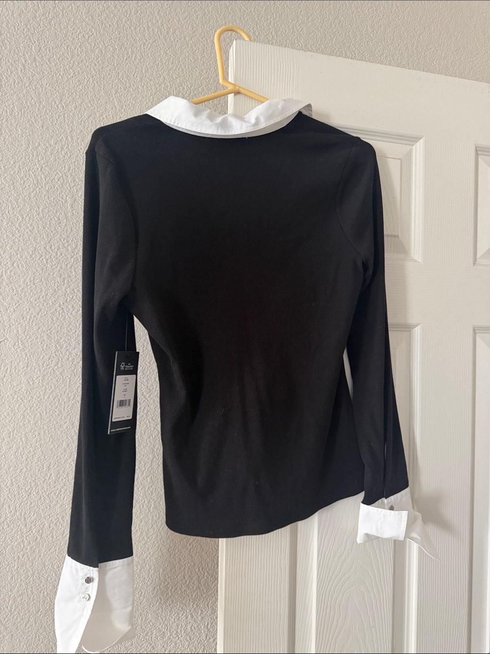 NWT - Karl Lagerfeld Black and White Twist-Front Shirt - Picture 4 of 4